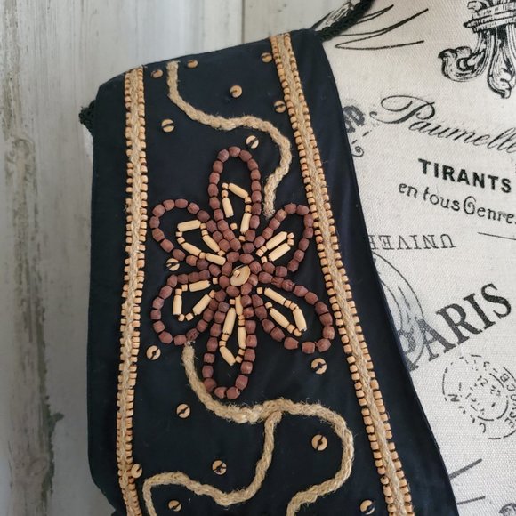 VINTAGE CASUAL CORNER WOOD BEAD and HEMP EMBELLISHED VEST - Picture 2 of 7